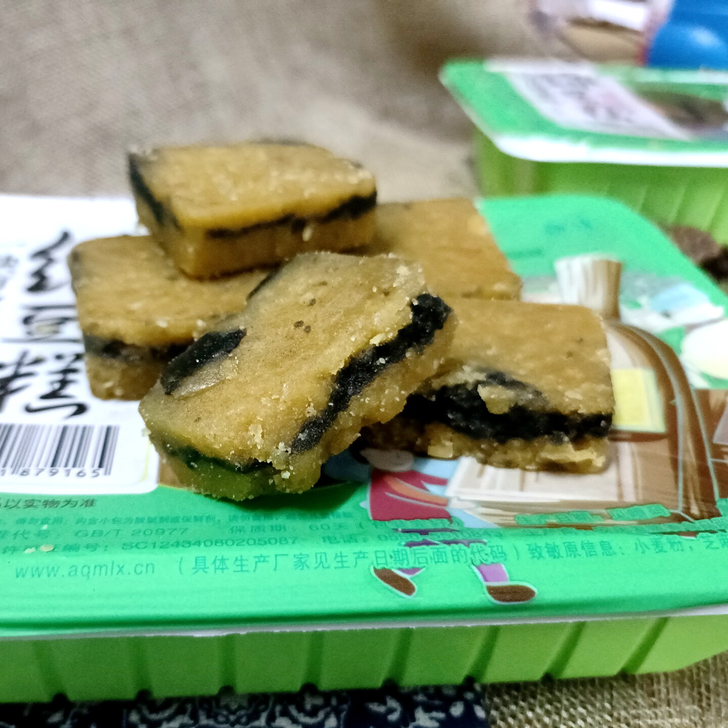 包邮安徽特产安庆麦陇香绿豆糕芝麻馅绿豆饼绿豆皇特产