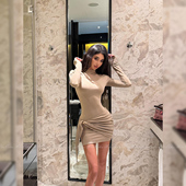 HELEN 微压塑形 显身材辣妹磨绒包臀裙显瘦褶皱半高领飘带连衣裙