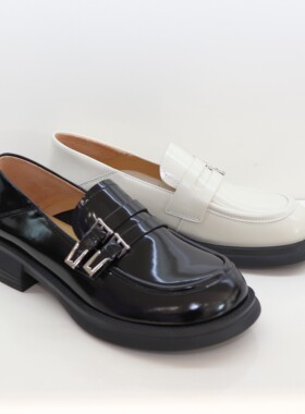 哈森2024年春款女鞋hs244102牛漆皮圆头低跟中口乐福鞋时尚百搭款