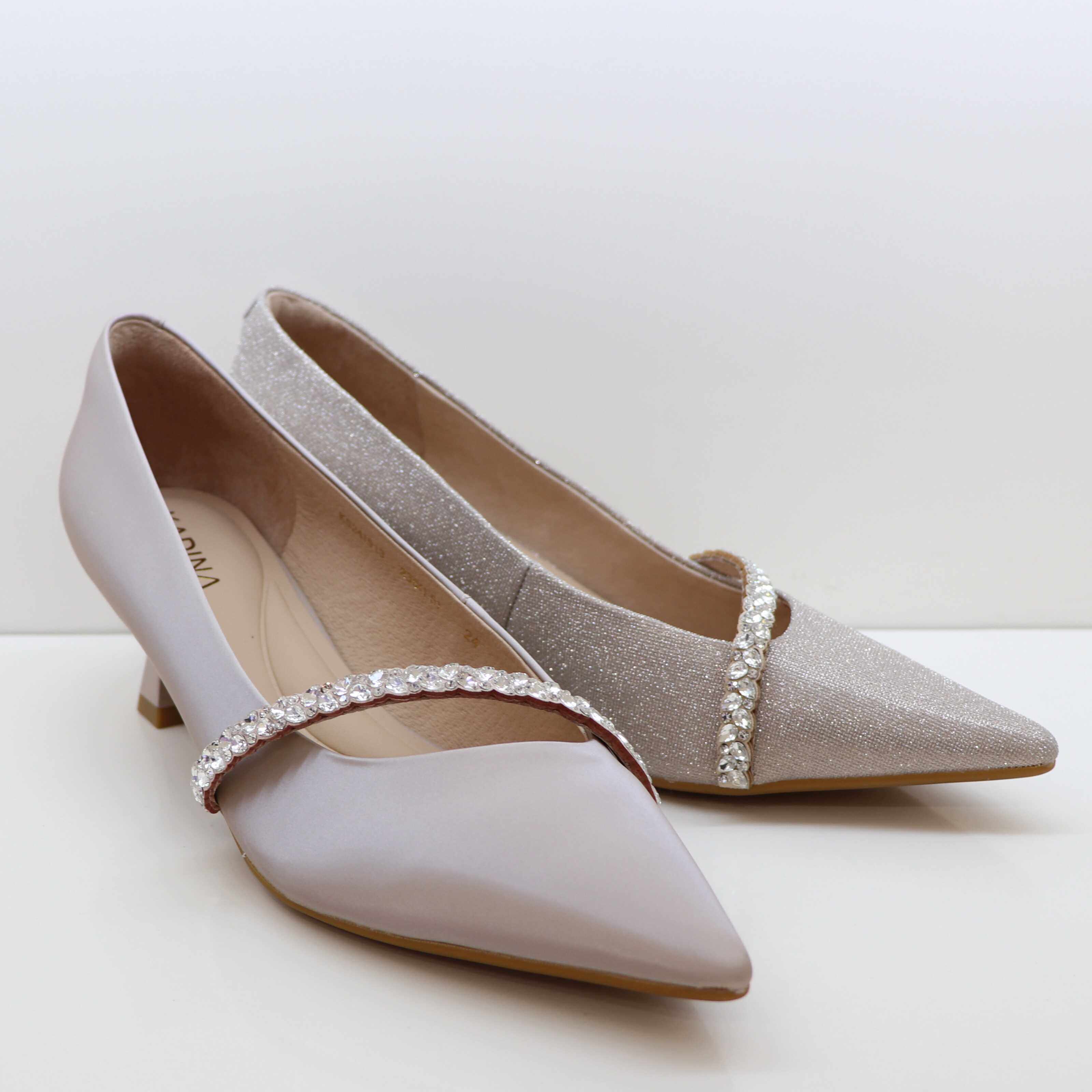 卡迪娜ks241513专柜正品2024春水钻气垫垫舒适细跟浅口宴会女单鞋