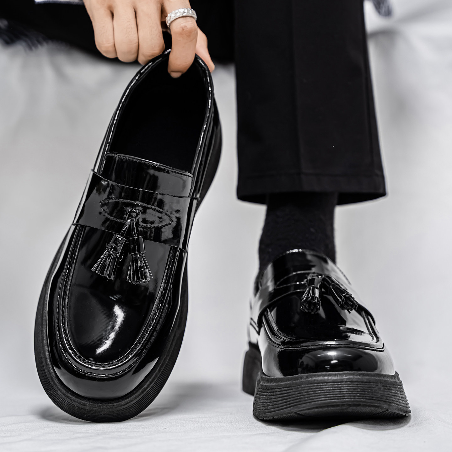 皮鞋男款2026新款春季商务正装英伦风一脚蹬黑色新郎结婚休闲潮鞋,流行男鞋,休闲皮鞋,淘宝优惠券,粉丝福利购,淘宝优惠卷