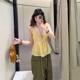 衬衫 时尚 甜辣纯欲风蕾丝边饰无袖 3666151 上衣 女装 2025夏季 新品