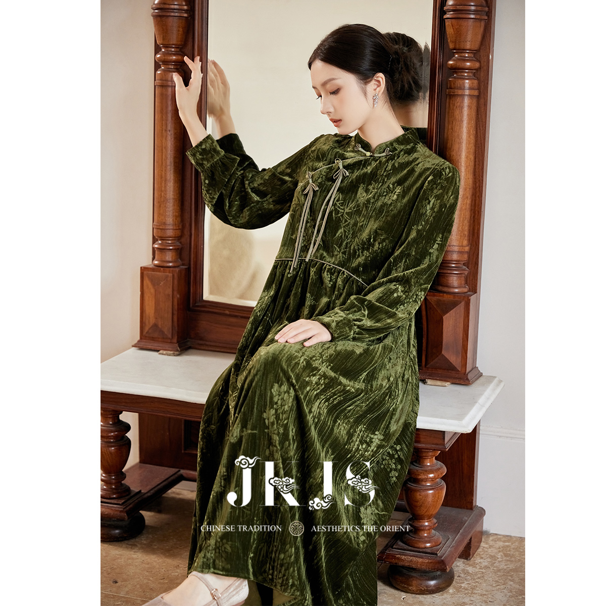 JKJS丝绒连衣裙秋冬旗袍