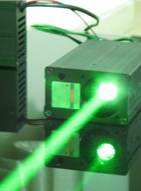 200mW 532nm绿色激光器/粗光束激光雨/高亮扩束激光灯/激光门帘