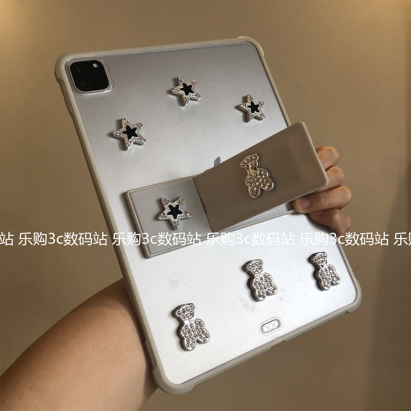 diy可爱小熊亚克力苹果iPad11代保护壳2026磨砂air11第7/8/9适用10.2寸9.7防弯ipaid5平板M345单后壳十代10.9