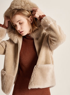 全织时代 KNIT TIME 重磅狐狸毛领 一体皮草外套短款2025秋冬新款