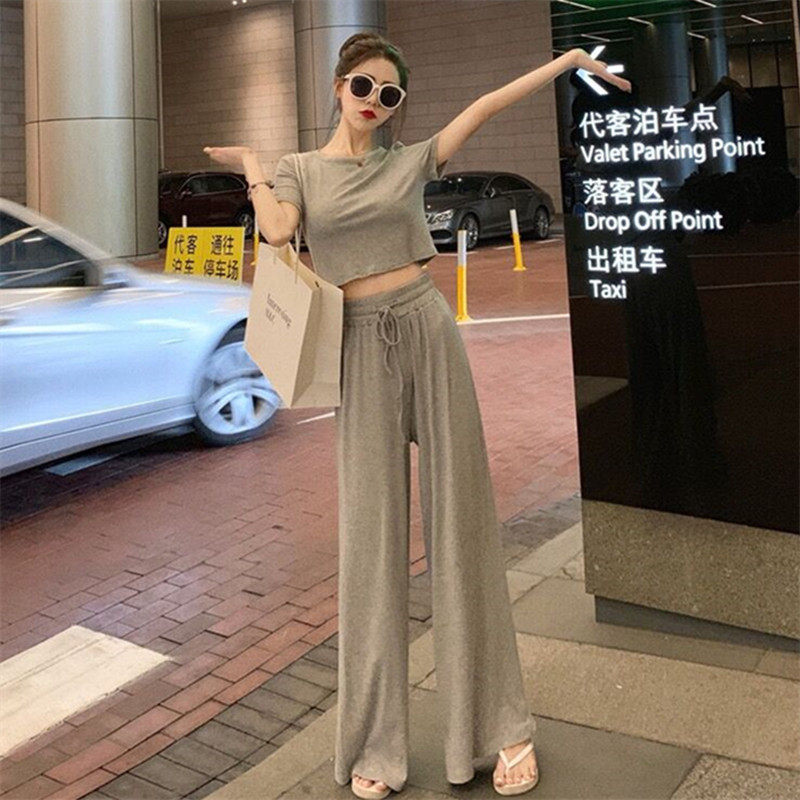 时尚套装女夏季新款露肚子短款T恤高腰直筒阔腿裤运动休闲两件套