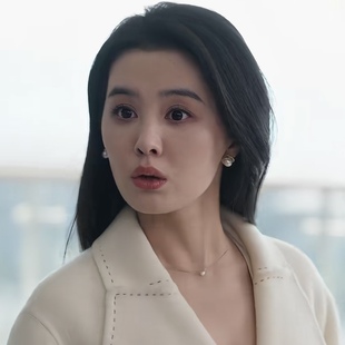 欧洲短剧大叔罗曼史张楚萱简棠同款珍珠耳钉女轻奢高级感气质耳饰