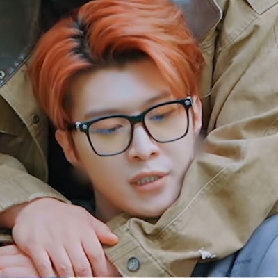 现在就出发3范丞丞同款眼镜