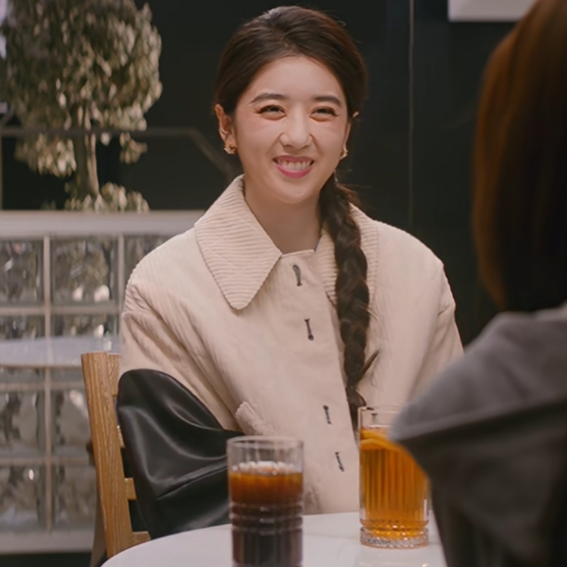 他为什么依然单身李凯馨同款外套