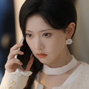 欧洲短剧婚夜，燃尽林秋奈孟瑜同款花朵耳环女轻奢高级感气质耳饰