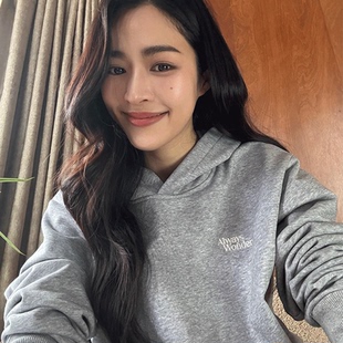 Wonder上 宽松连帽卫衣女Always 欧洲我们 秘密Lingorm邝玲玲同款