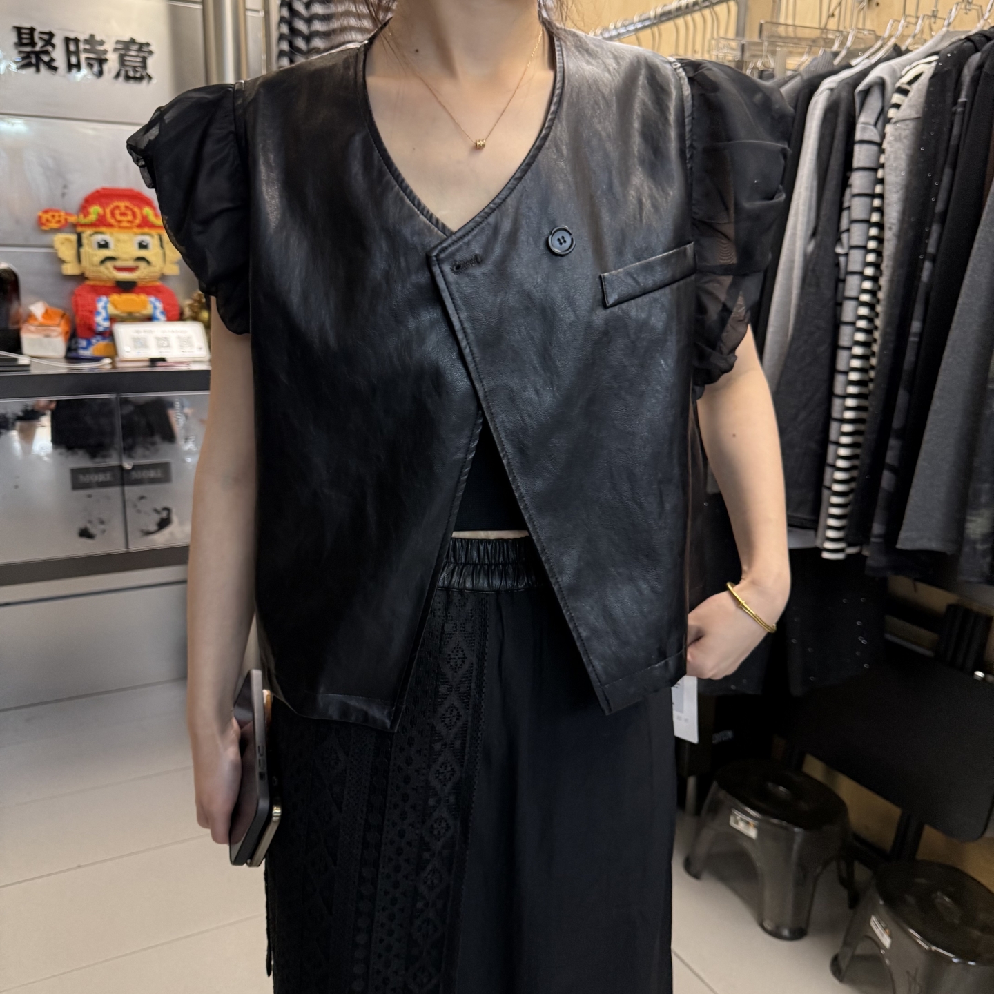 欧洲站2025秋季新款设计感拼接网纱PU皮坎肩马夹女小外套休闲上衣