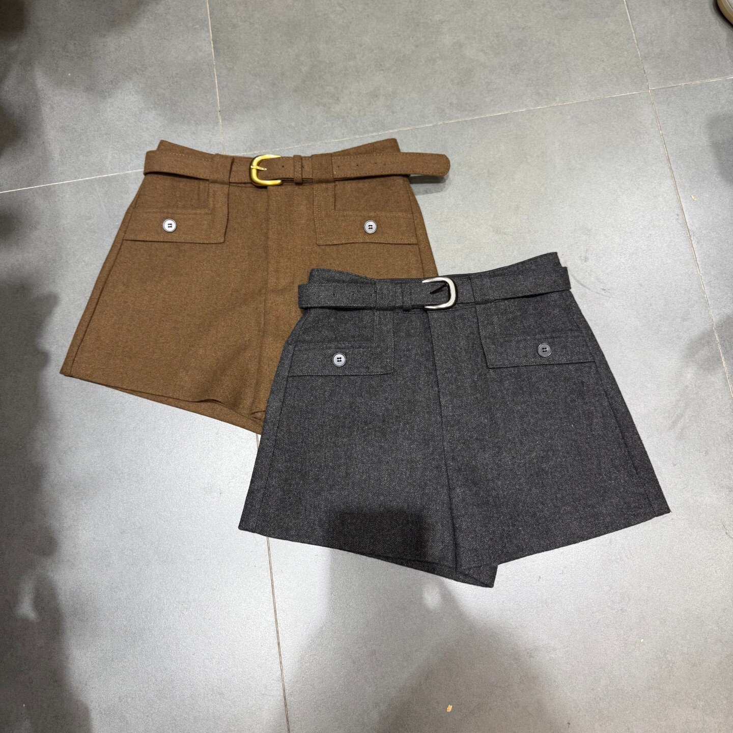 欧洲站2025秋冬新款高腰显瘦A字毛呢阔腿短裤女气质打底靴裤6226