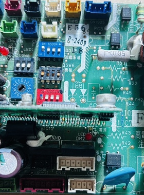 海信日立风管机空调内机主板PI025 17B32999E电脑板17C77729A