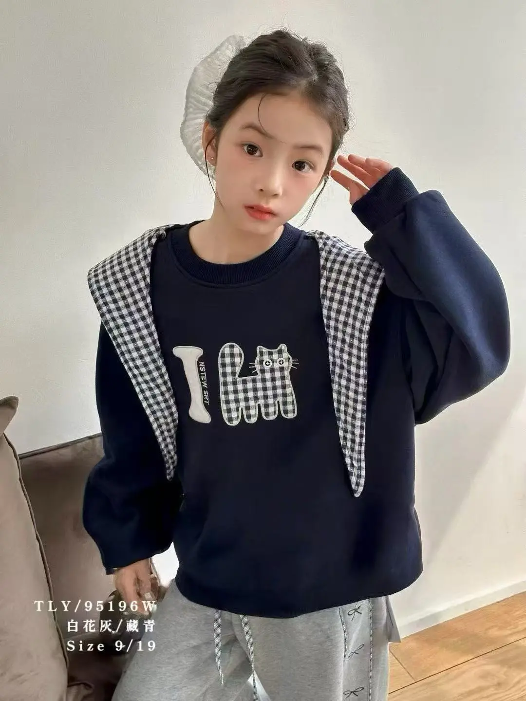 儿童卫衣2025新款男女童秋冬款中大童圆领拼接长袖加绒上衣潮