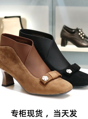 COMELY康莉2025秋冬粗跟羊皮方头蝴蝶结扣通勤小短靴女KMD58852