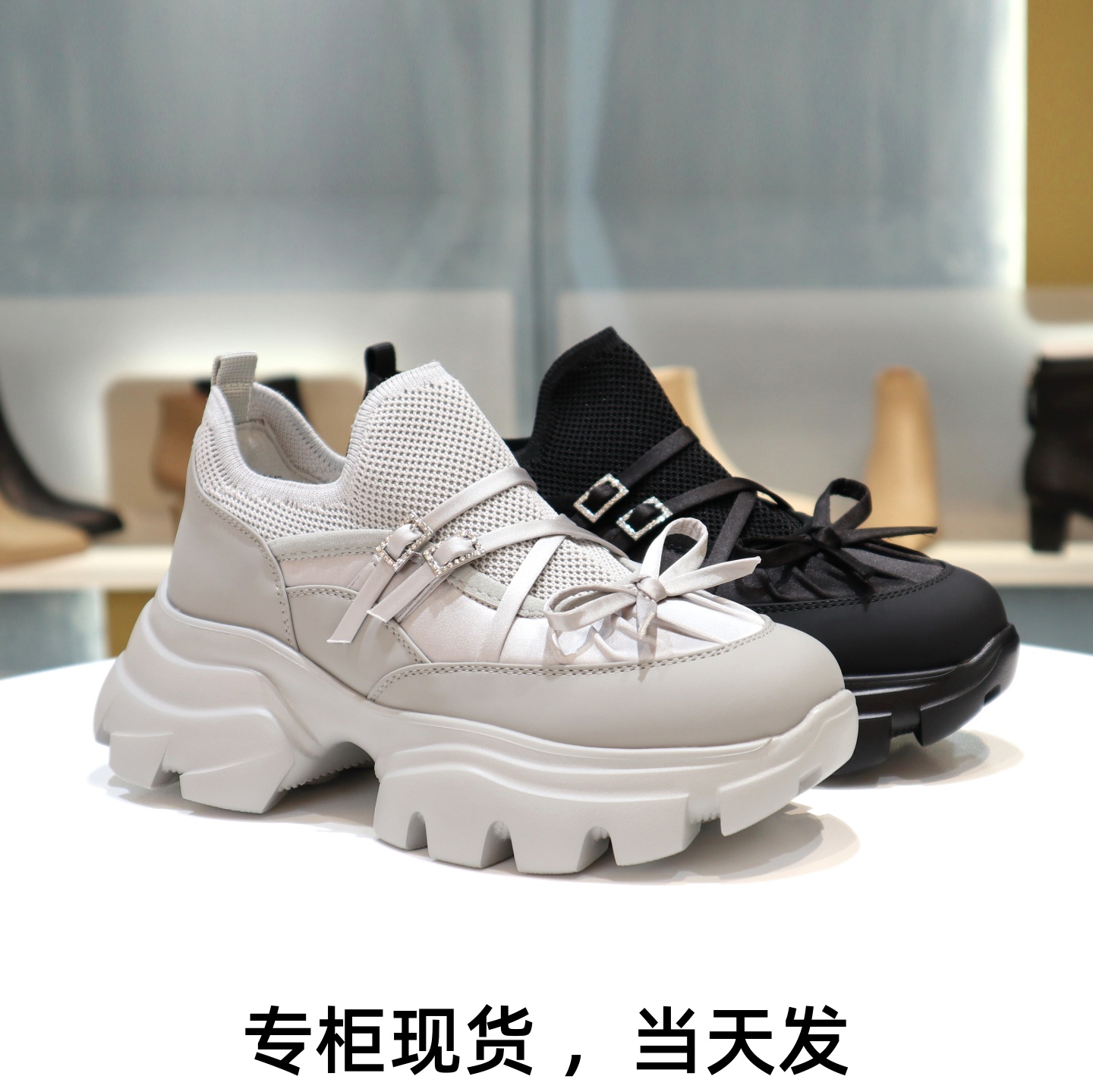 康莉厚底圆头增高蝴蝶结套筒女鞋