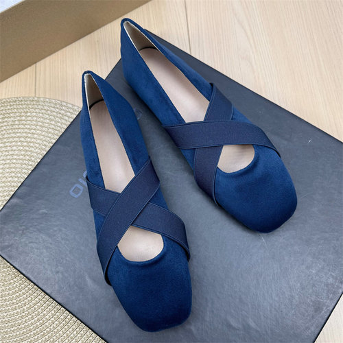 绒面方头浅口交叉绊带平底单鞋