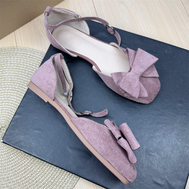 绒面方头蝴蝶结一字带平底凉鞋