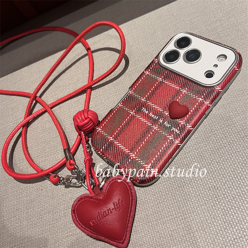 babypain ins复古红色格纹新年圣诞节适用iPhone17promax手机壳苹果16pro斜跨链条15pro爱心吊坠14pro女13