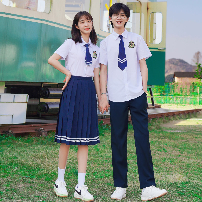 男女短袖白色衬衫领带领结中小学生班服校服制服演出拍照比赛服装