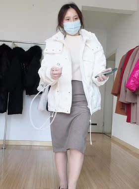 实体白色压花时尚羽绒服外套新款品质百搭白鸭绒连帽保暖女装