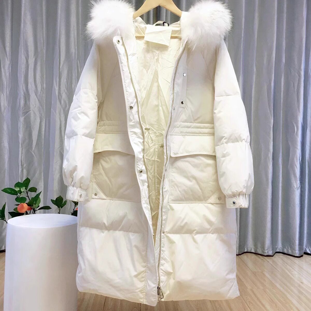 2024冬高品质90白鸭绒奢华毛领羽绒服女装百搭气质修身时尚外套