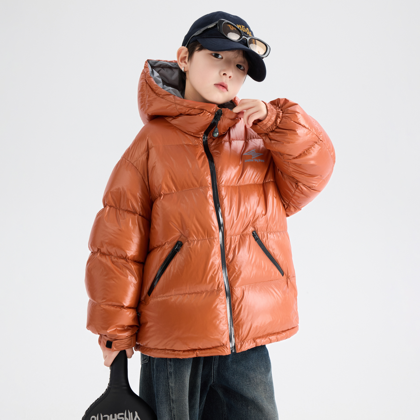 90白鸭绒户外防水面包连帽羽绒服