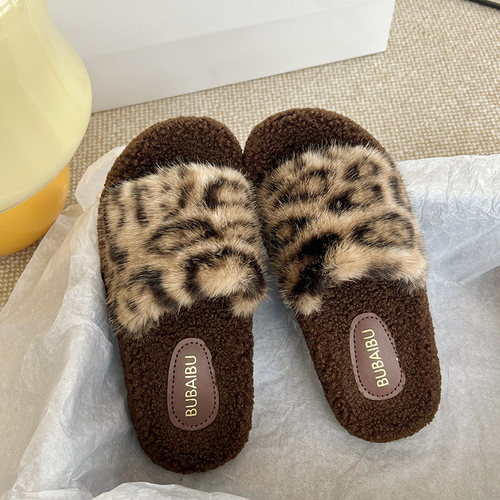 2025年时尚8826-1豹纹百搭外穿软底女拖鞋