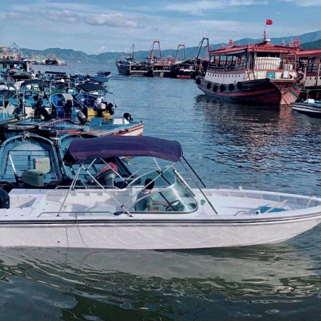 bh700多功能玻璃钢钓鱼快艇 海钓艇 渔船 钓鱼艇 路亚艇 带活水舱
