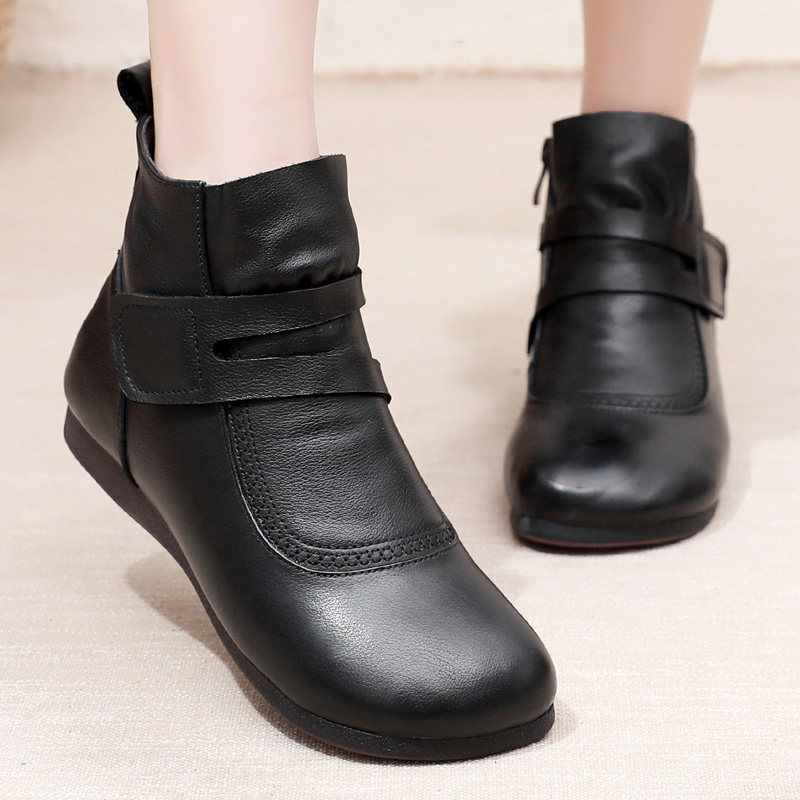 初秋超软百搭软底软面舒适41号大码女鞋短靴新款平底牛筋底妈妈鞋