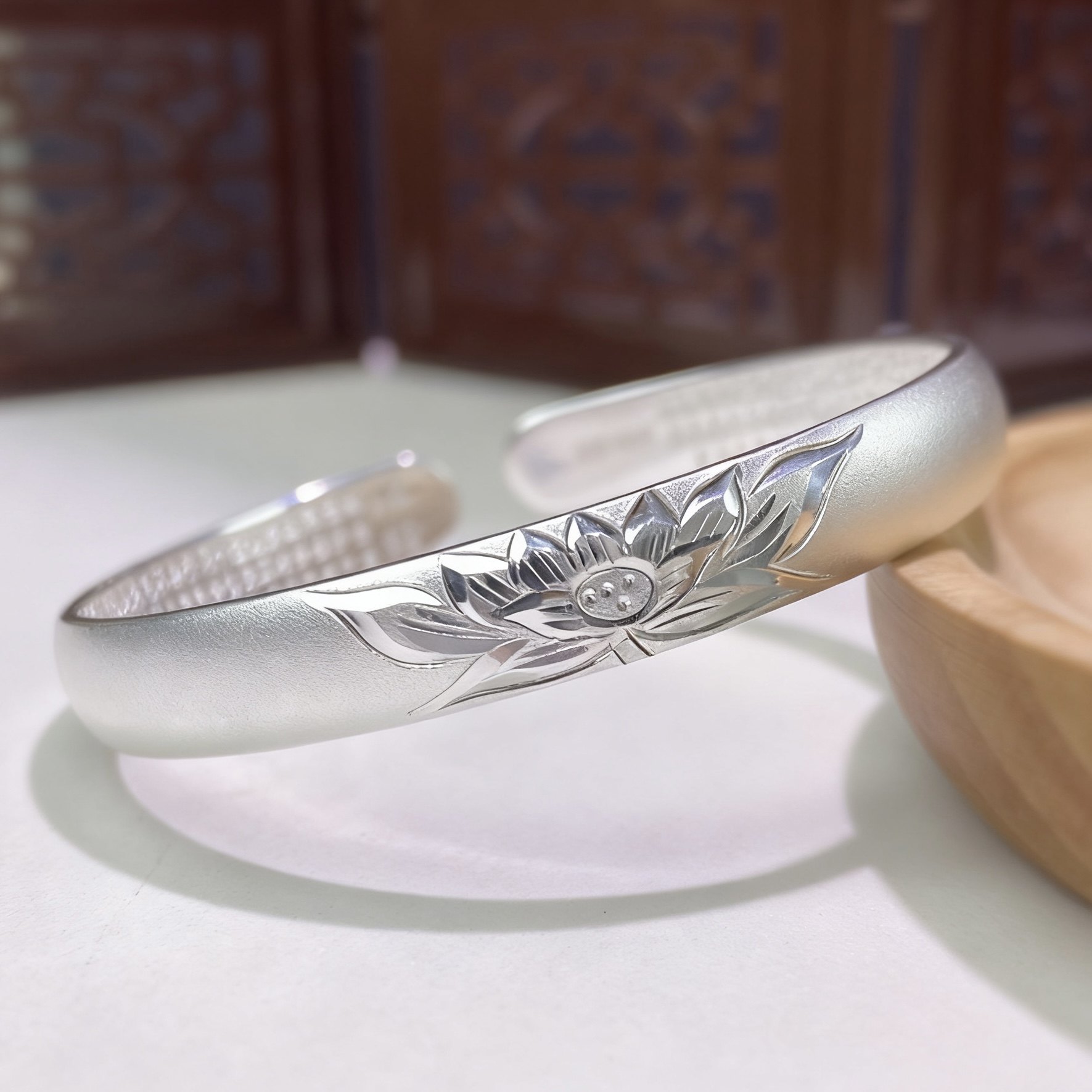 999纯银气质莲花心经开口手镯女足银时尚百搭高级款妈妈圣诞礼物,饰品/流行首饰/时尚饰品新,银饰手镯,淘宝优惠券,粉丝福利购,淘宝优惠卷