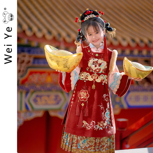 薇爷原创套装拜年服刺绣