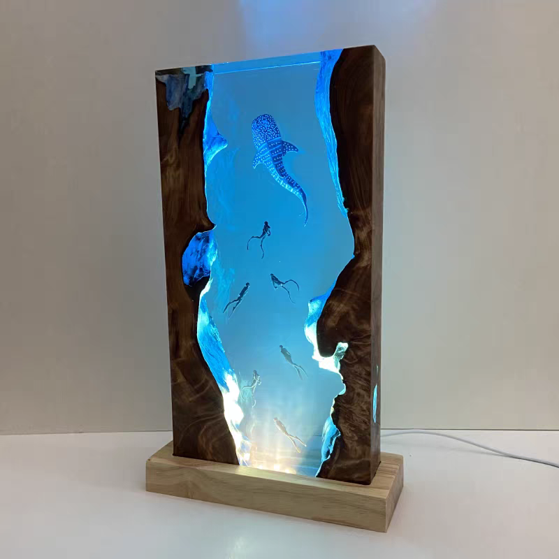 海底世界景观溶洞鲸鲨鱼两对情侣潜水员小夜灯床头灯氛围灯摆件