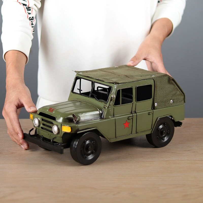 仿真复古北京吉普车212模型铁艺手工老式怀旧汽车橱窗装饰品摆件