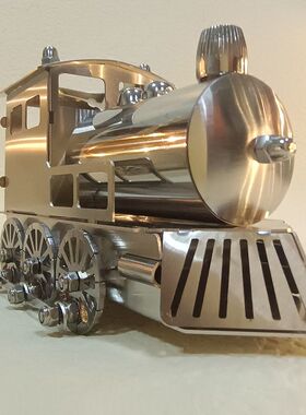 蒸汽火车头模型不锈钢复古欧式蒸汽机车合金火车拼装模型笔筒礼物