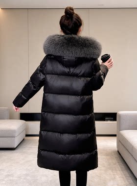 黑色过膝加厚保暖白鸭绒羽绒服女
