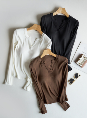 带胸垫V领内搭打底衫女秋季百搭正肩长袖t恤外穿黑色修身显瘦上衣