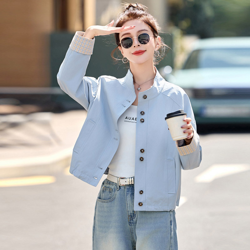 时尚宽松薄款夹克短款上衣