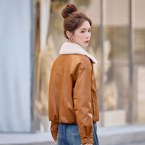 冬季新款皮衣拼接白鸭绒皮外套女