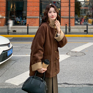 咖色翻领短款羽绒服女小个子2025冬新款宽松流行加厚90白鸭绒外套