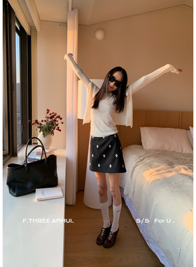 春上新!【F.THREE三姐妹】复古风小花刺绣半身裙  19358#  XJ