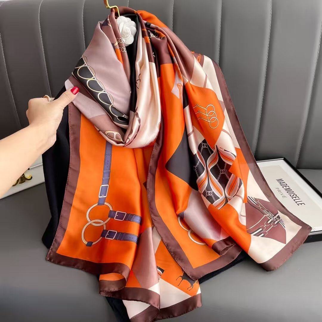 女士防晒披肩时尚礼物出游纱巾