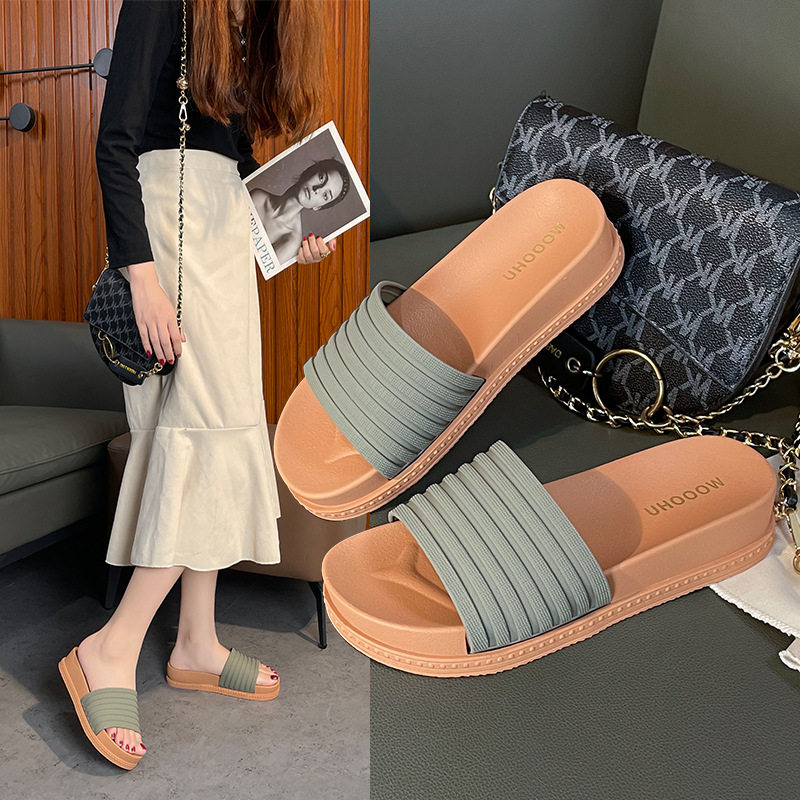 2026夏季新款坡跟女士凉拖鞋松糕跟厚底防滑夏天一字拖外穿家用软