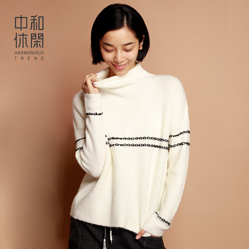 中和休闲女装撞色线条毛衣