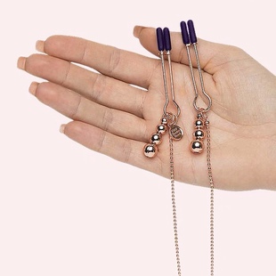 Red HOUSE 五十度灰同款 可调节硅胶垫乳夹套装