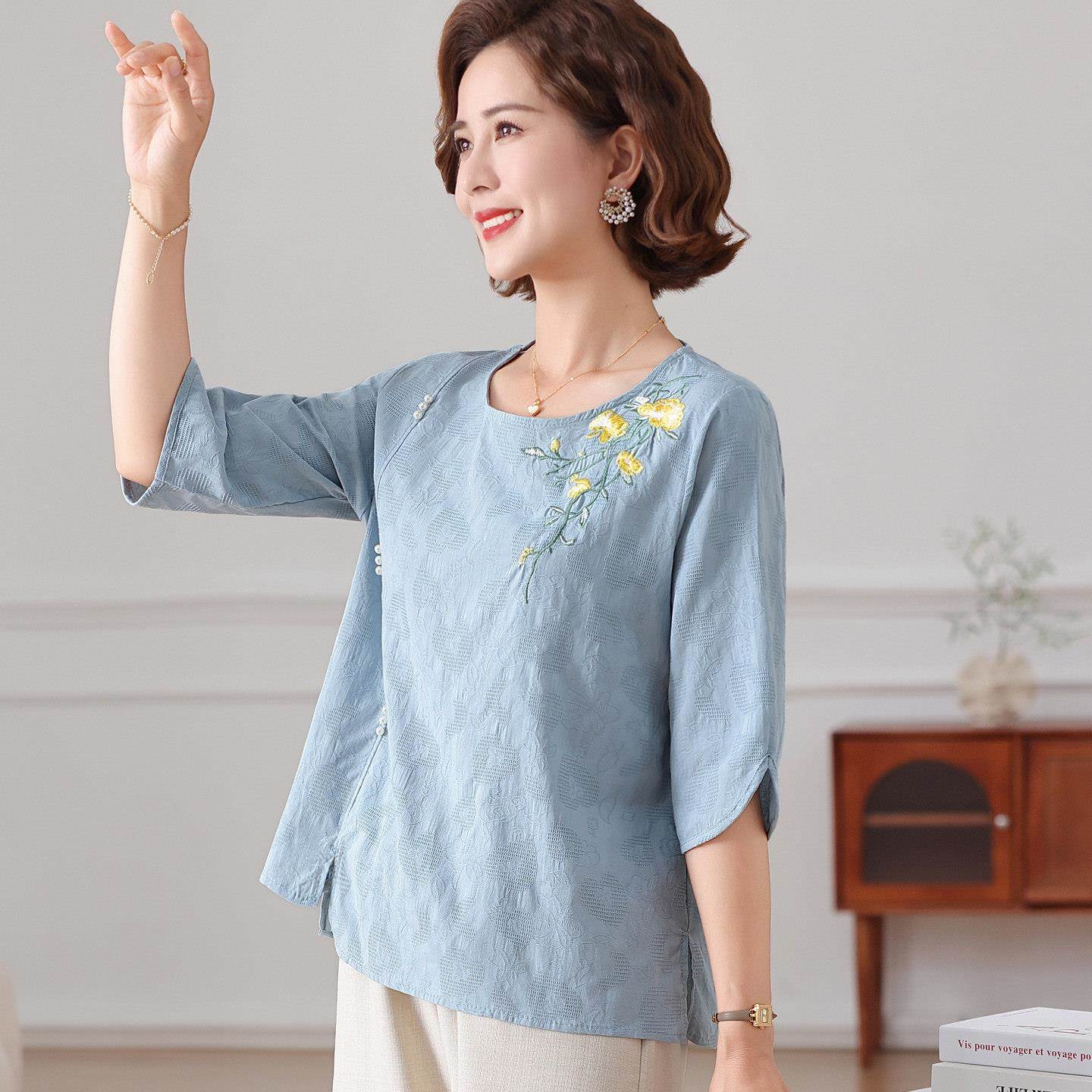 母亲节妈妈夏装棉麻上衣时尚2026新款中老年女装洋气小衫纯棉套装