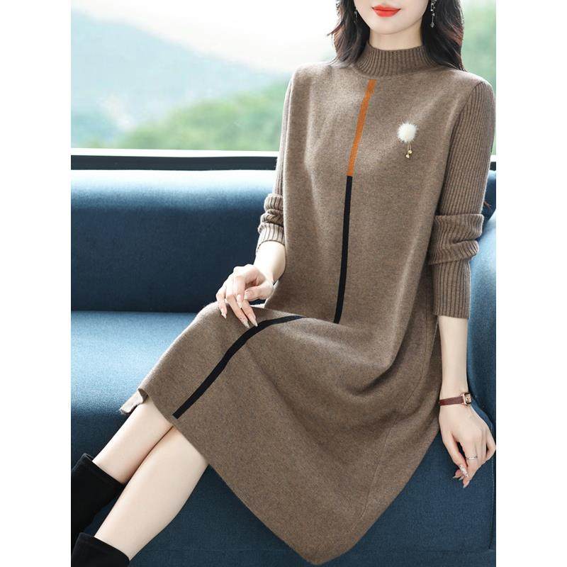 秋冬新款羊毛针织连衣裙女中长款宽松中年妈妈时尚显瘦打底毛衣裙