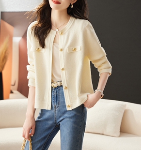 小香风外套女2025新款爆款外搭春秋白色针织开衫小个子薄款上衣